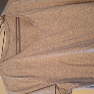 V neck tshirt